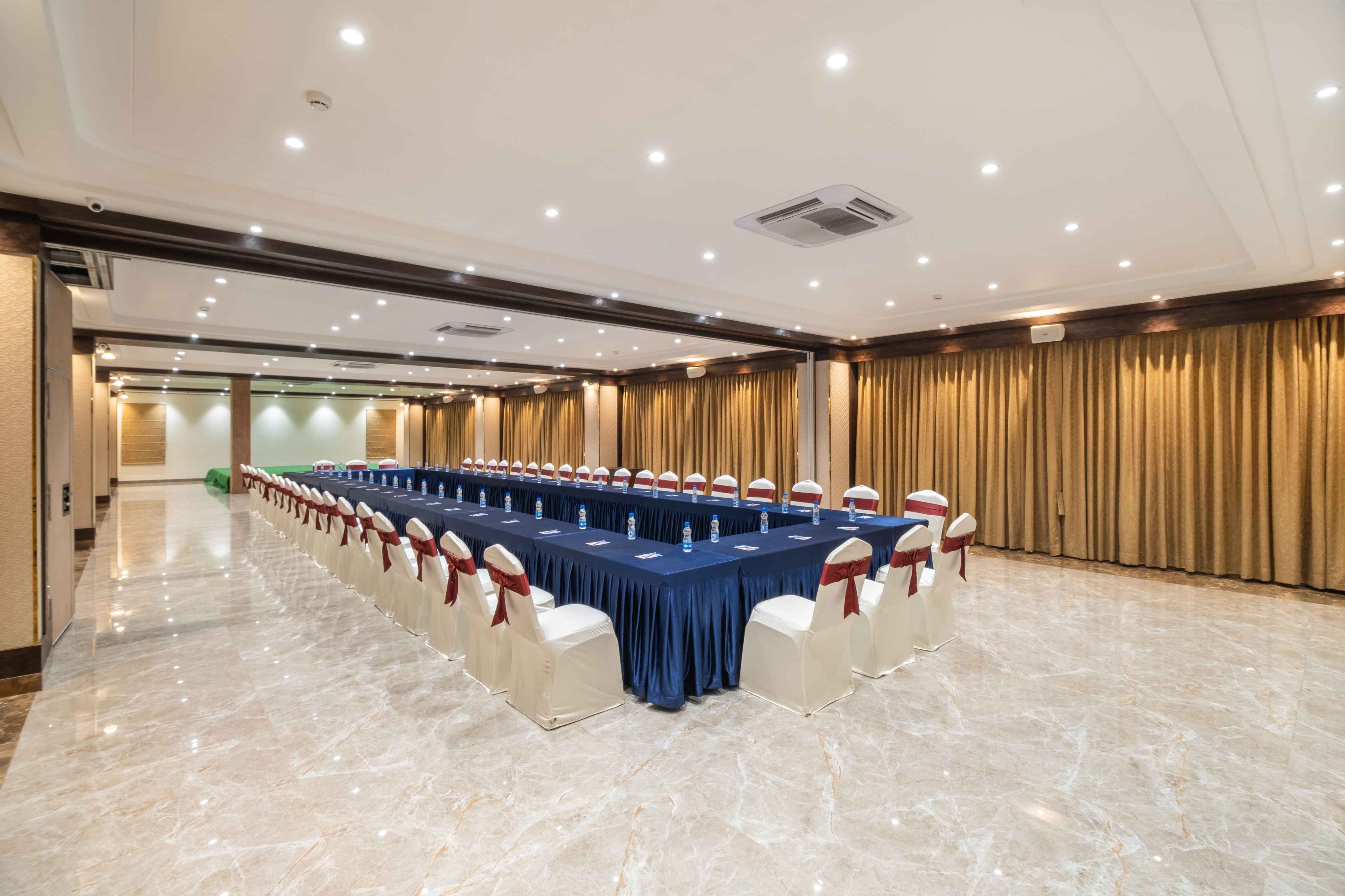 Banquet Lighting and Decor